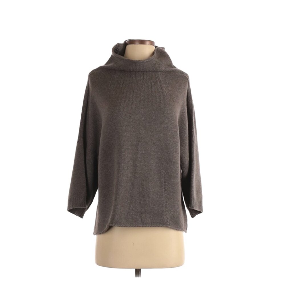 Italian Cashmere Sweater in Charcoal Gray